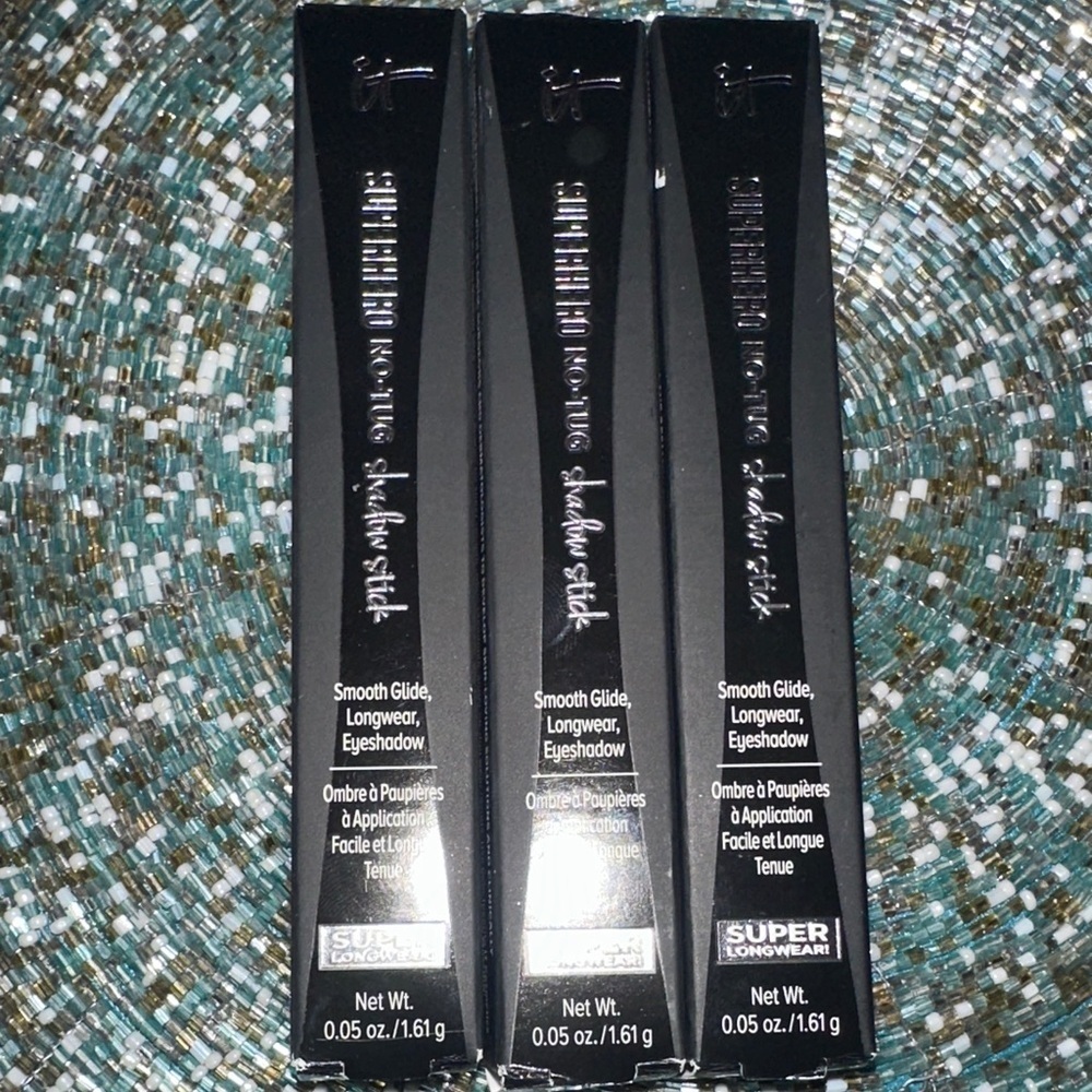 IT Cosmetics Superhero No-Tug Shadow Stick Trio - Bold Bubbly & Mighty Mauve NEW